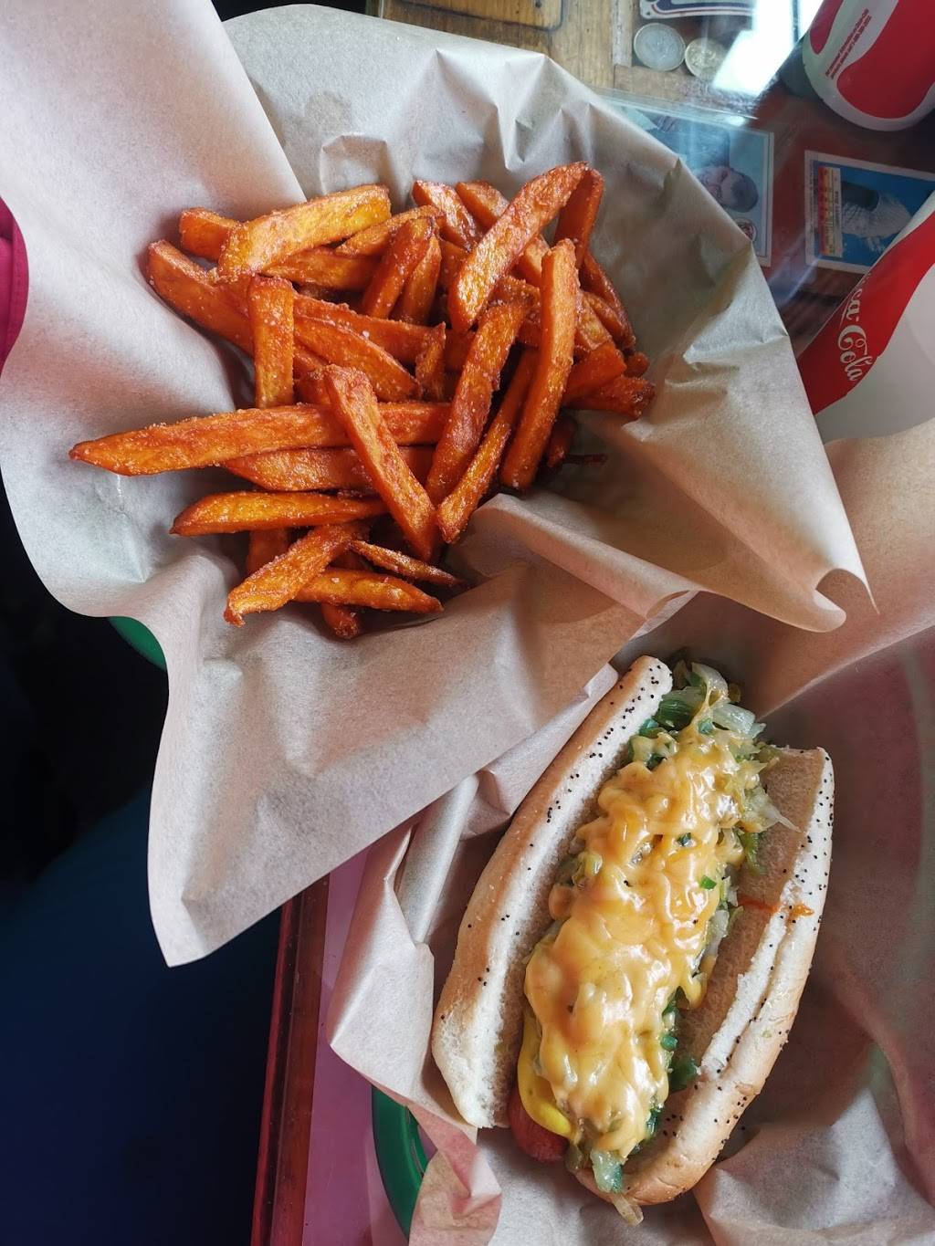 Fraser Valley Hot Dog | restaurant | 78927 US-40, Winter Park, CO 80482, USA | 9707261021 OR +1 970-726-1021