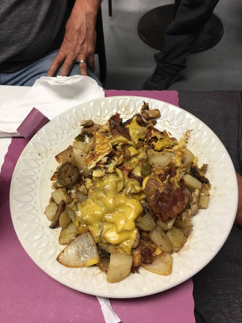 Rock Of Ages Christian Restaurant & Nightclub | restaurant | 731 Virginia Ave, Cumberland, MD 21502, USA | 3017072277 OR +1 301-707-2277