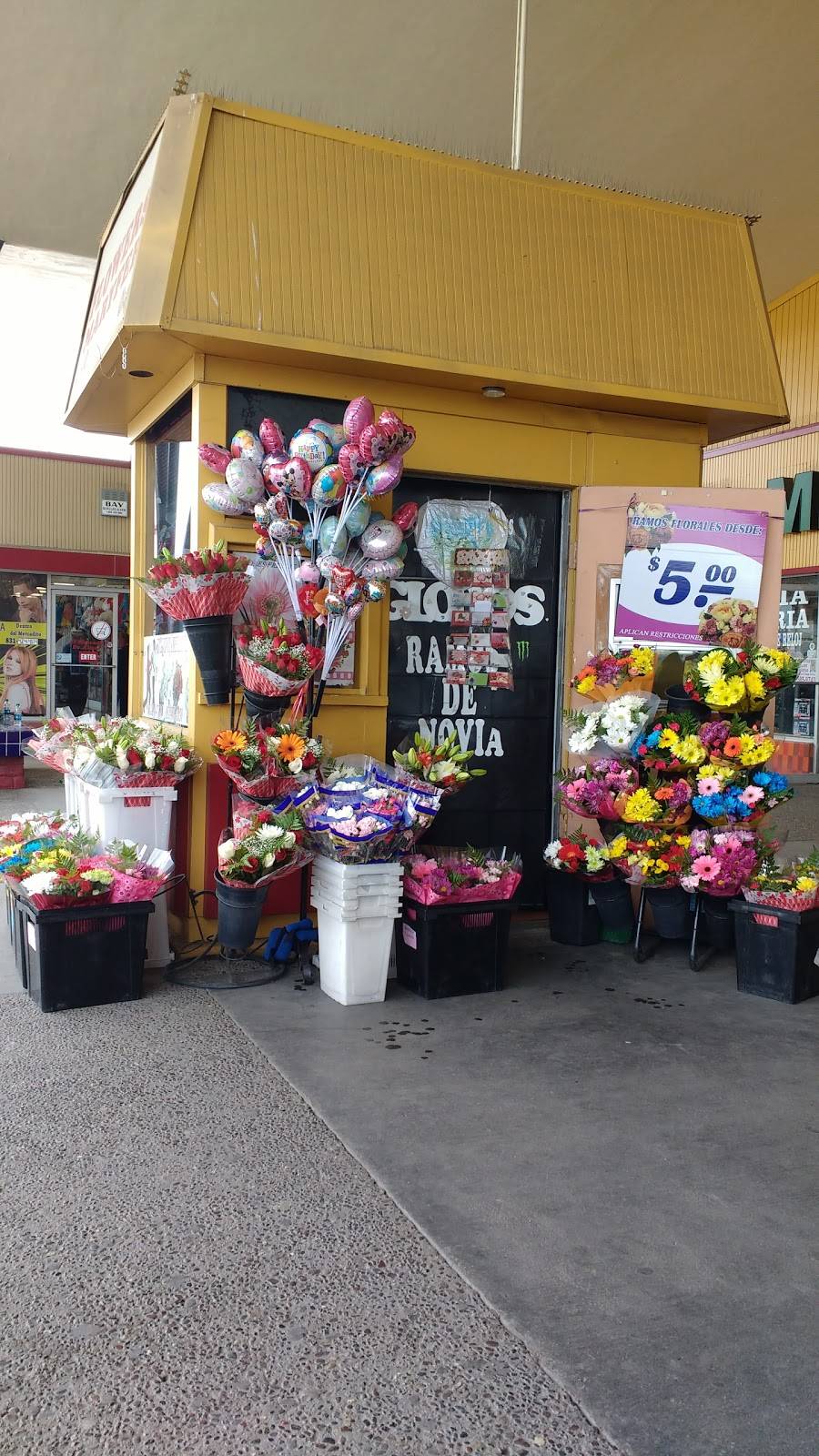 McDonalds | cafe | 840 E Alisal St, Salinas, CA 93901, USA | 8314226685 OR +1 831-422-6685