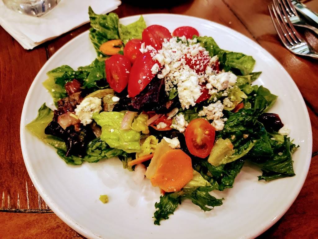 Carrabbas Italian Grill | restaurant | 25665 I-45, The Woodlands, TX 77380, USA | 2813679423 OR +1 281-367-9423