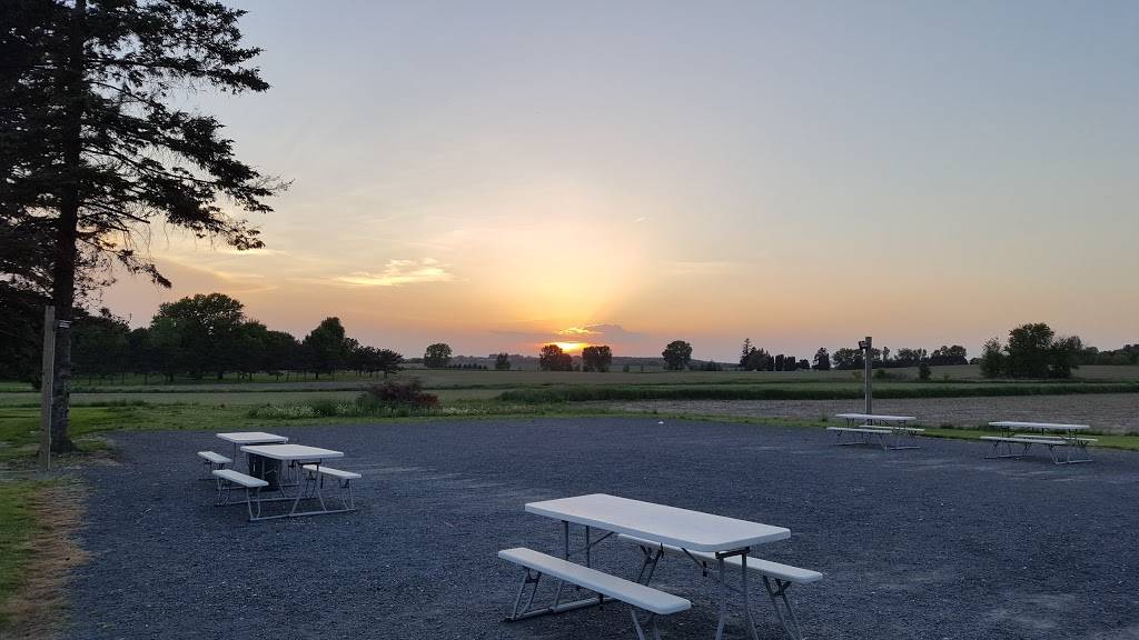 Cave Inn | restaurant | 1234 US-12, Roberts, WI 54023, USA | 7157493892 OR +1 715-749-3892