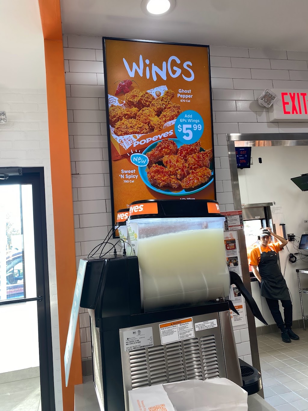 Popeyes Louisiana Kitchen | restaurant | 2701A US-130, Cinnaminson, NJ 08077, USA | 8568291600 OR +1 856-829-1600