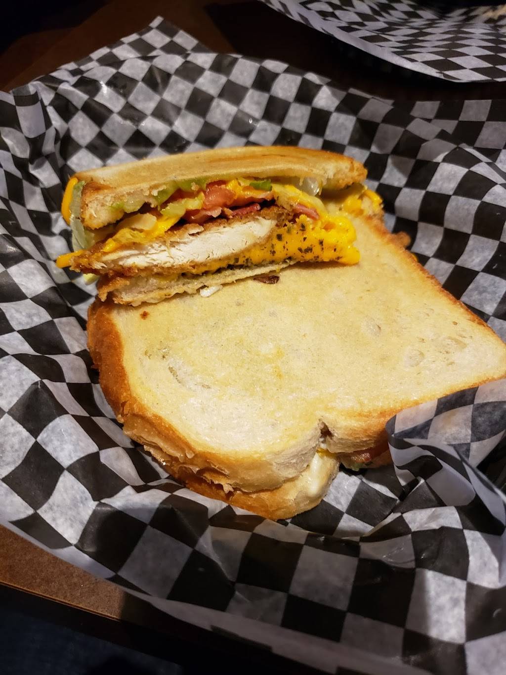 Meltwich Food Co. | restaurant | 154 Queen St S, Mississauga, ON L5M 2P4, Canada | 9058131099 OR +1 905-813-1099