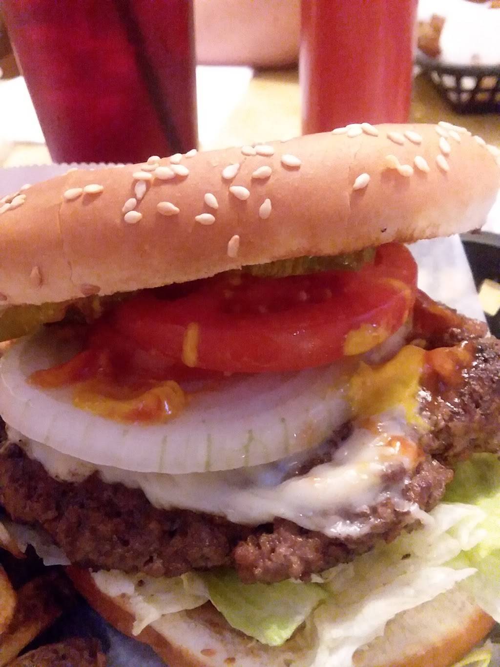 Hodges Cafe | restaurant | 897 Wooster Rd W, Barberton, OH 44203, USA | 3308256073 OR +1 330-825-6073