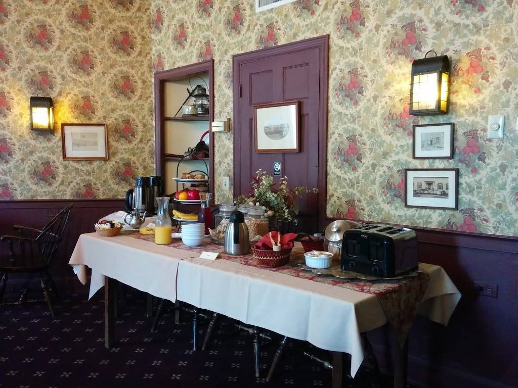 Ye Olde Landmark Tavern | restaurant | 6722 U.S. 20, Bouckville, NY 13310, USA | 3158931810 OR +1 315-893-1810