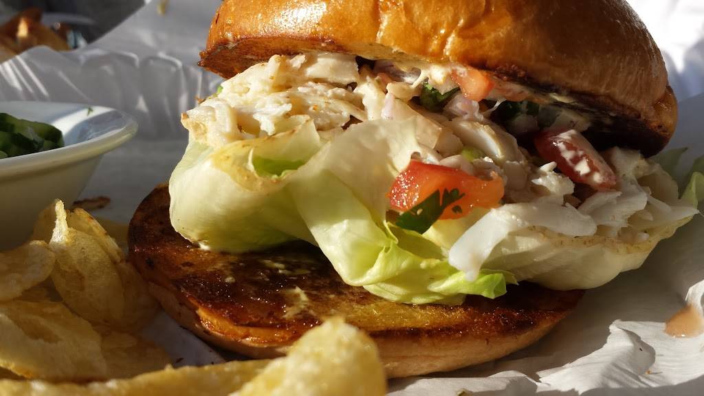 Sams Chowder House | restaurant | 4210 Cabrillo Hwy, Half Moon Bay, CA 94019, USA | 6507120245 OR +1 650-712-0245