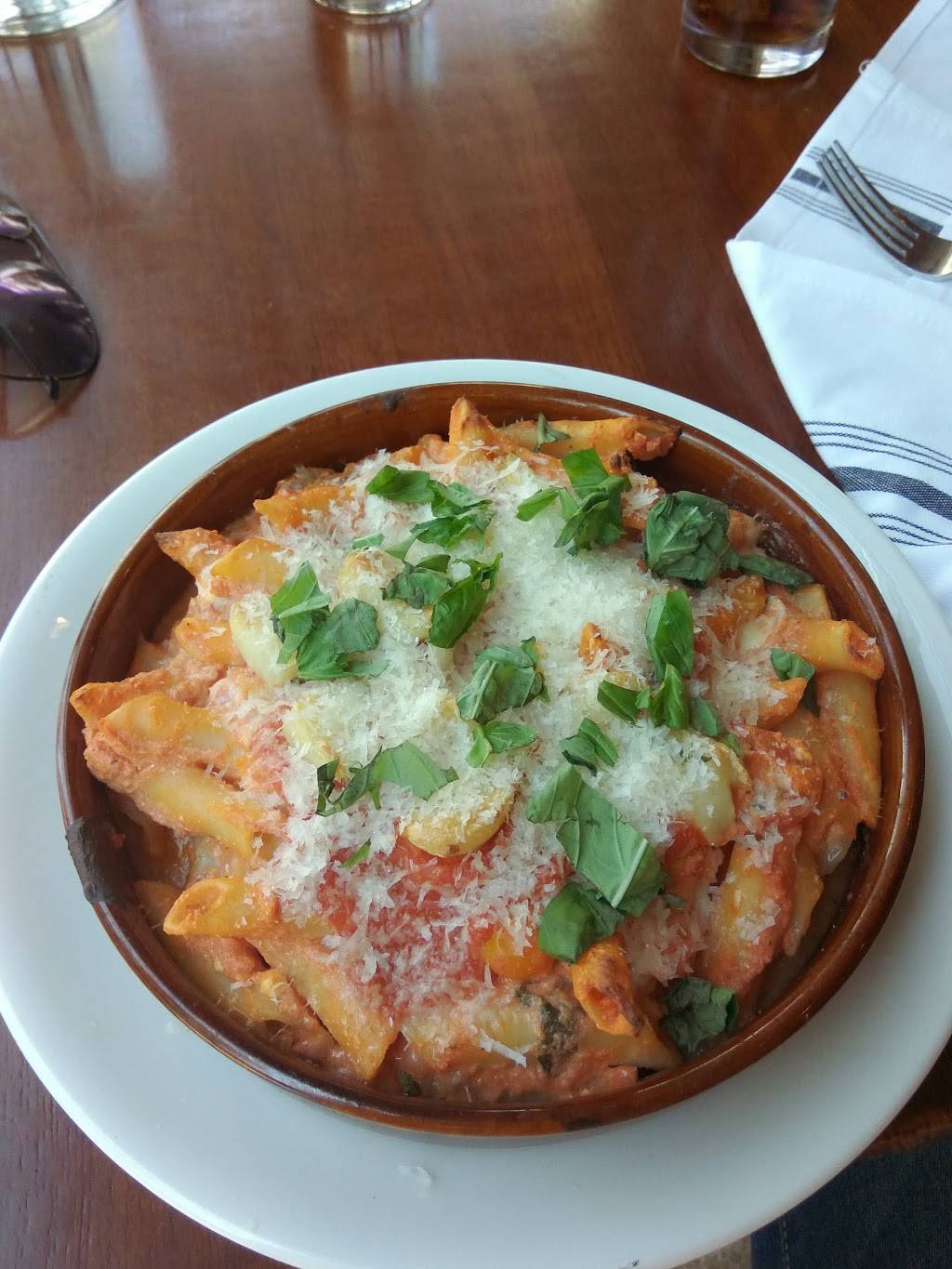 Italic | restaurant | 123 W 6th St, Austin, TX 78701, USA | 5126605390 OR +1 512-660-5390