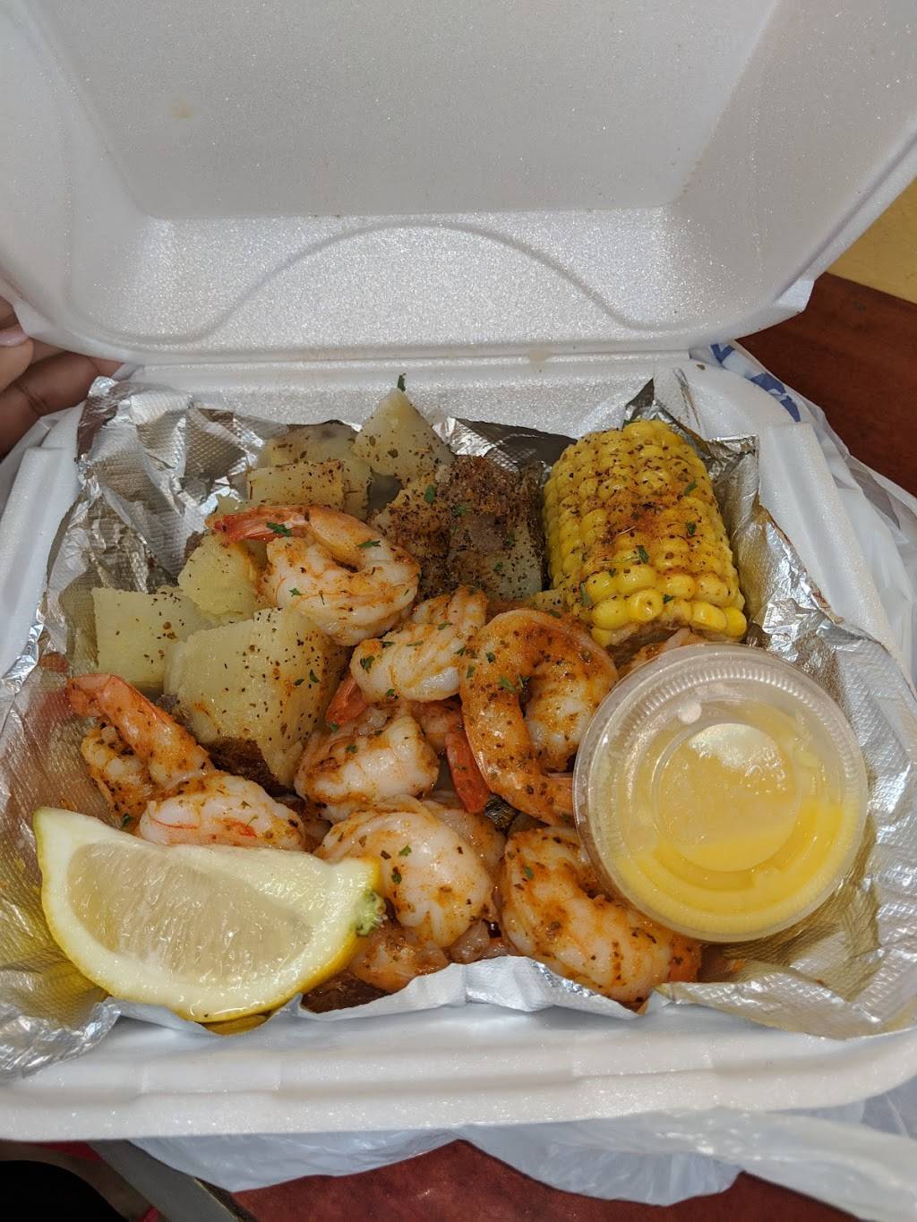 Crabs & Seafood Bros | restaurant | 20723 NW 2nd Ave, Miami Gardens, FL 33169, USA | 7866079004 OR +1 786-607-9004
