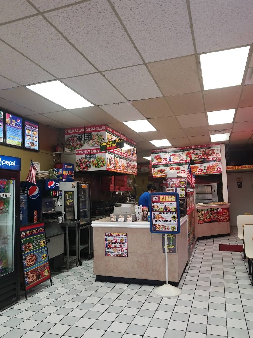 Giant Pizza King | meal takeaway | 600 Palm Ave #100, Imperial Beach, CA 91932, USA | 6194237601 OR +1 619-423-7601