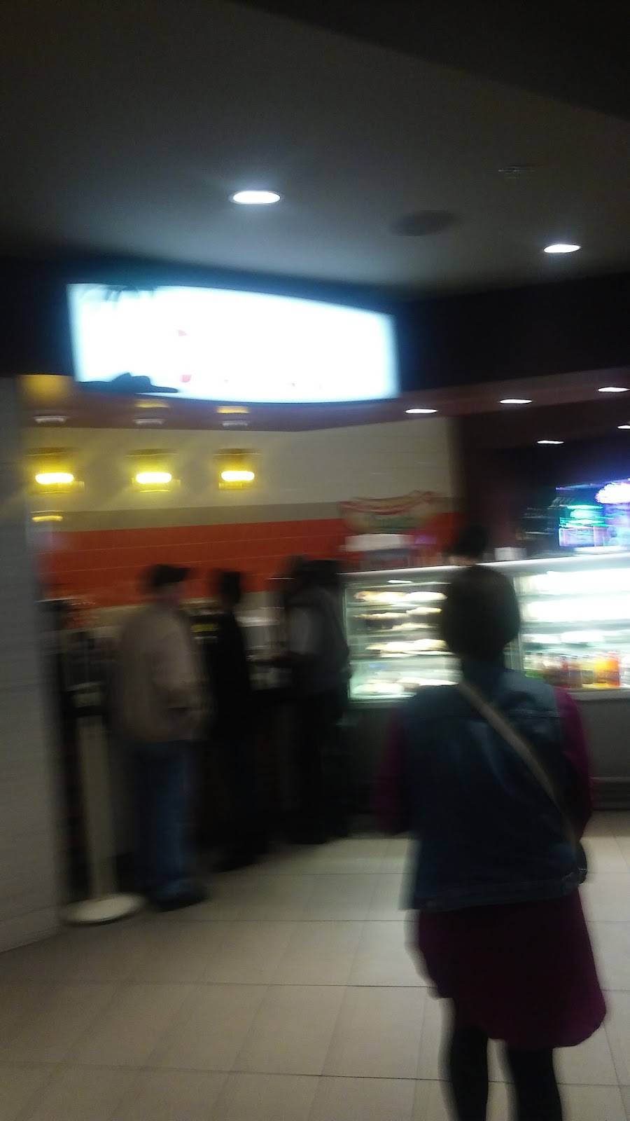 Oasis Burger | restaurant | 777 San Manuel Blvd, Highland, CA 92346, USA | 9094254834 OR +1 909-425-4834