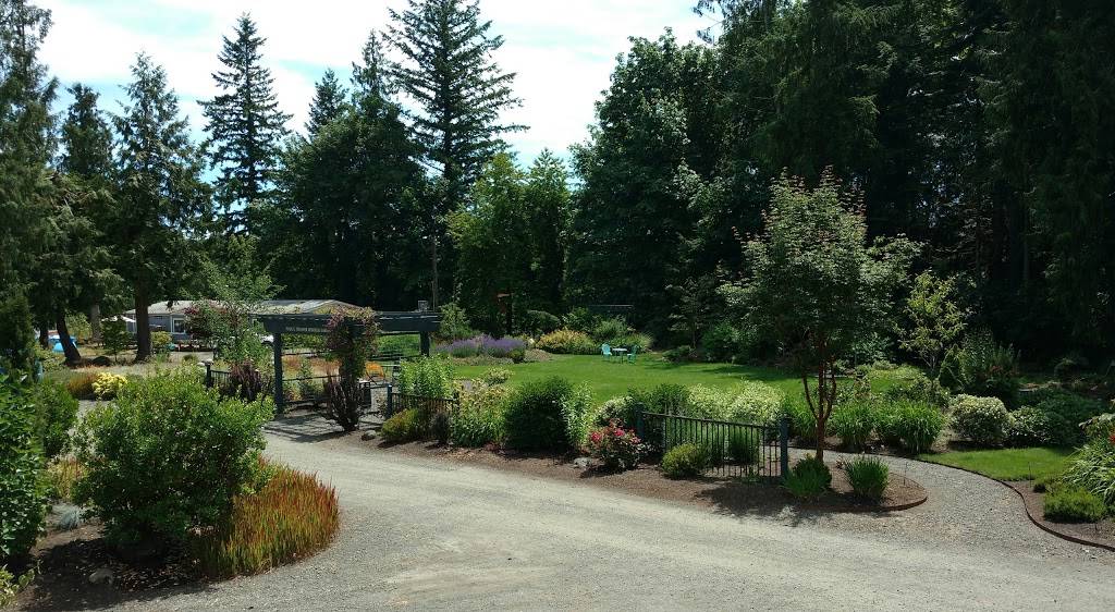 Gear Head Deli | restaurant | 294963 US-101, Quilcene, WA 98376, USA | 3603013244 OR +1 360-301-3244