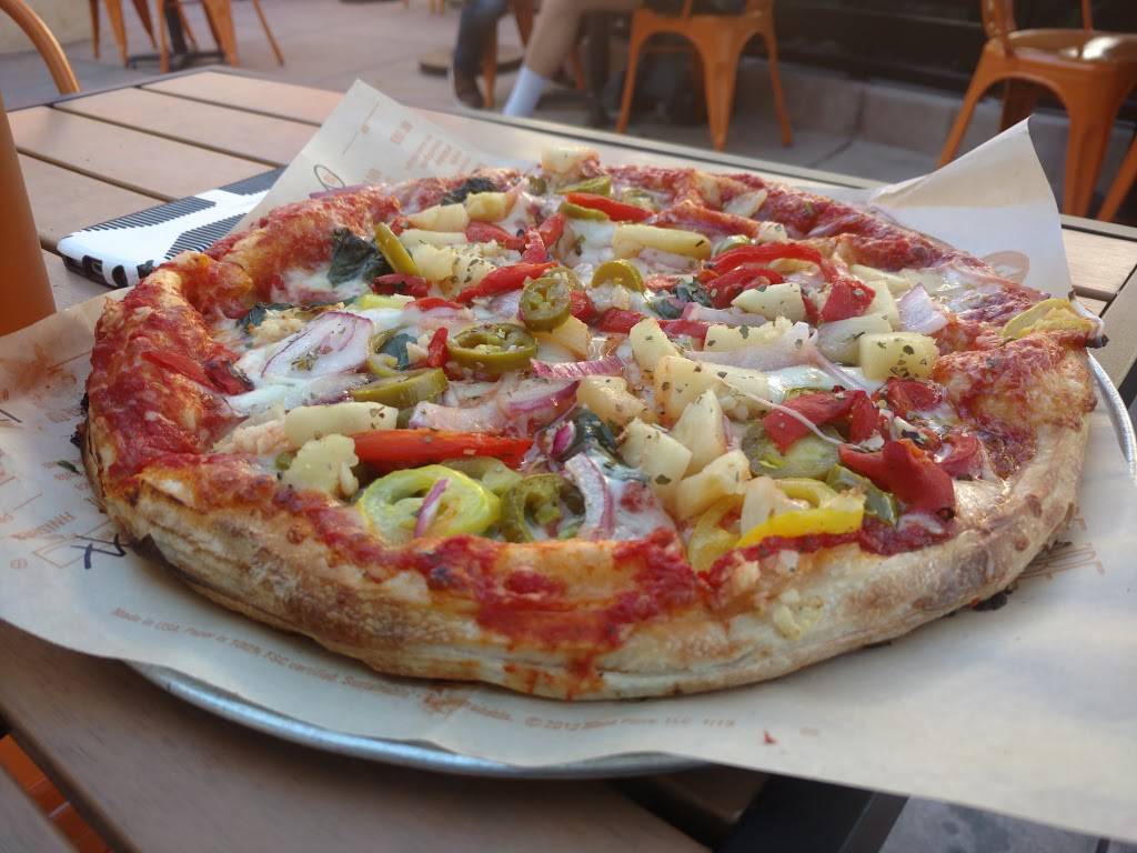 Blaze Pizza | meal takeaway | 892 Foothill Blvd Suite 5A, San Luis Obispo, CA 93405, USA | 8056001336 OR +1 805-600-1336