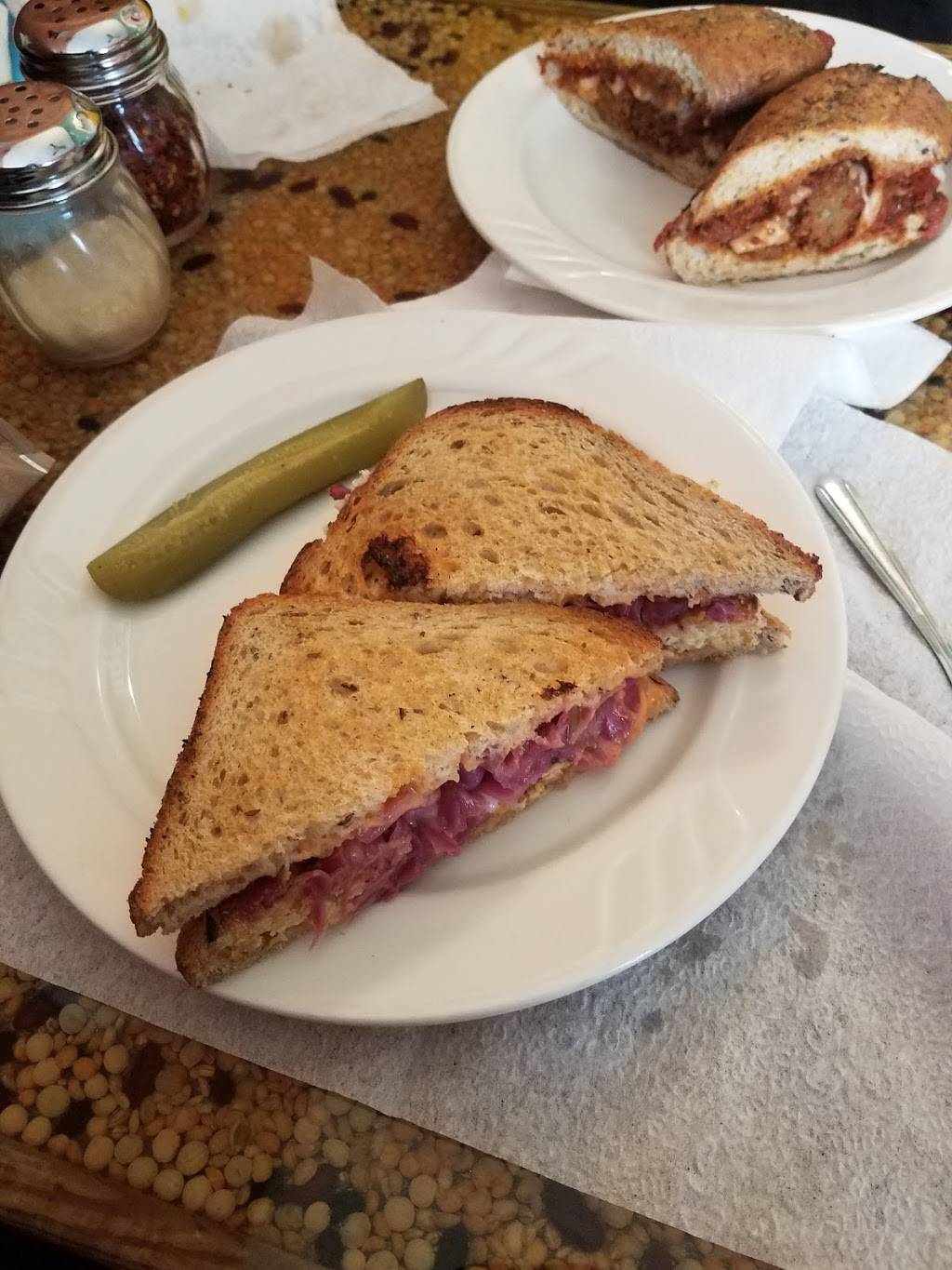 The Kitchen Factory | restaurant | 1609 Chase Ave, Cincinnati, OH 45223, USA | 5135913333 OR +1 513-591-3333