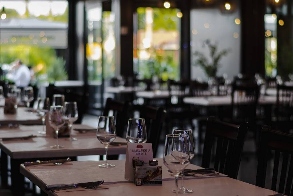 Bistro MM Station Culinaire | restaurant | 771 Boulevard Curé-Labelle, Blainville, QC J7C 2K4, Canada | 5794777777 OR +1 579-477-7777