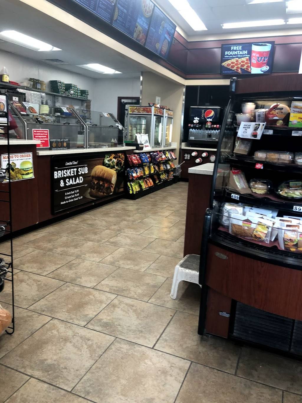 Caseys | restaurant | 206 Short St, Mechanicsville, IA 52306, USA | 5634327777 OR +1 563-432-7777