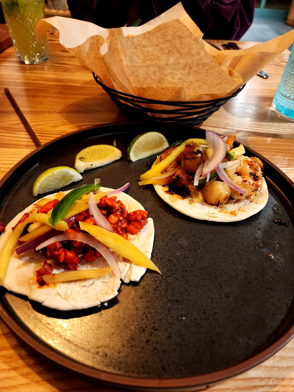 Nicos Tacos + Agave Bar | restaurant | 4959 Penn Ave S, Minneapolis, MN 55419, USA | 6122161188 OR +1 612-216-1188