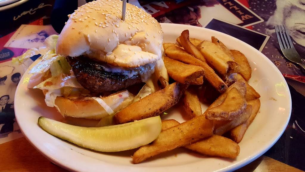 Texas Roadhouse | restaurant | 2457 S Hwy 27, Clermont, FL 34711, USA | 3522424441 OR +1 352-242-4441