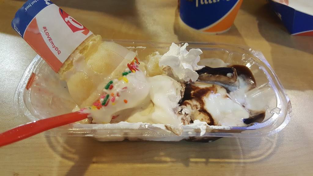 Dairy Queen Grill & Chill | restaurant | 5810 N Federal Hwy, Fort Lauderdale, FL 33308, USA | 9547761432 OR +1 954-776-1432