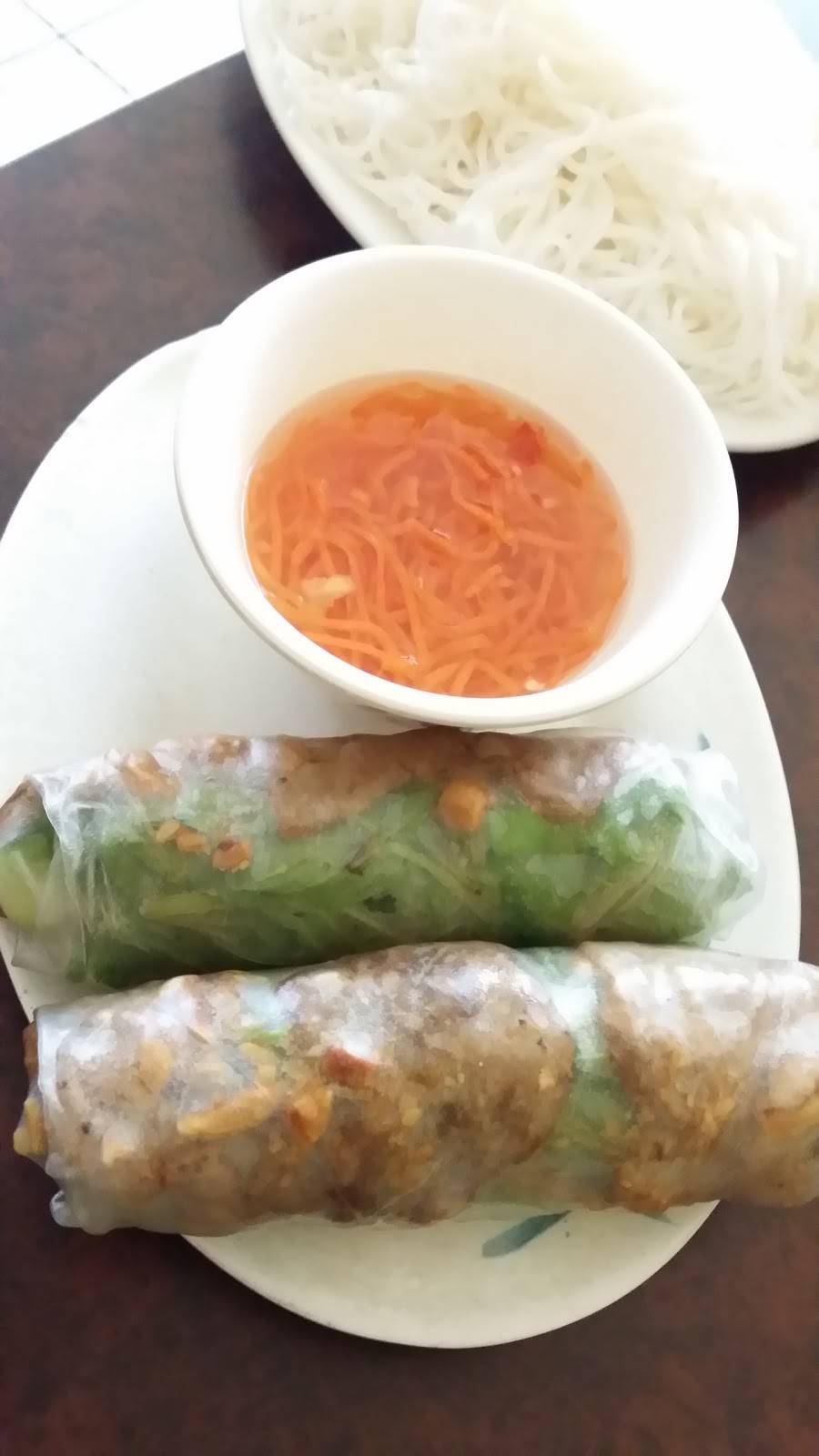 Pho Truc Vietnamese Noodle House | restaurant | 13626 Veterans Memorial Dr # D, Houston, TX 77014, USA | 2818956077 OR +1 281-895-6077