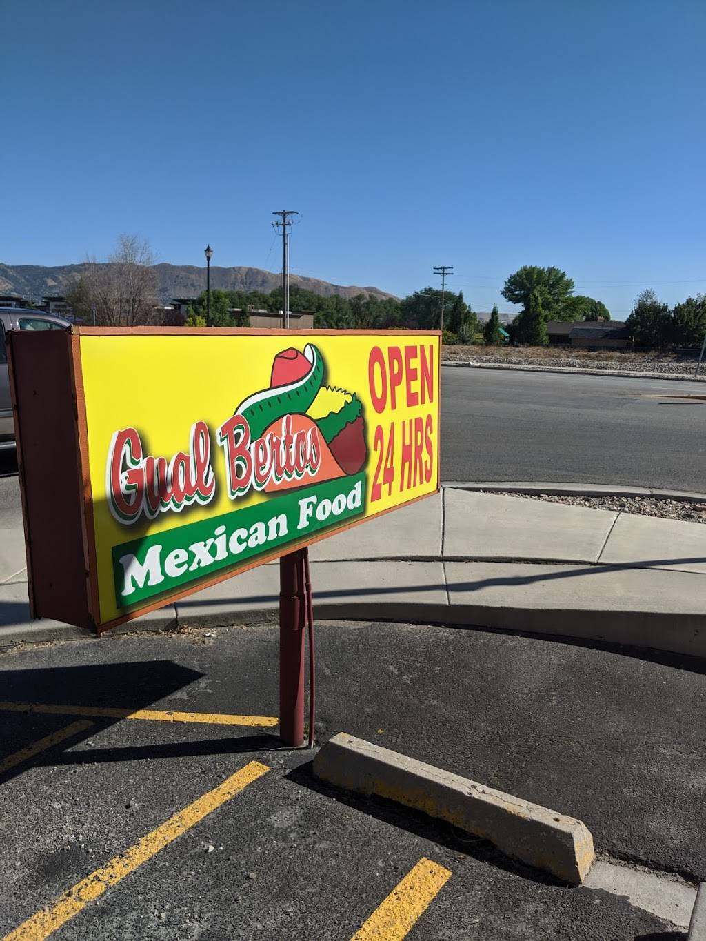 Gual Bertos | restaurant | 1600 W 12600 S, Riverton, UT 84065, USA | 8013028471 OR +1 801-302-8471