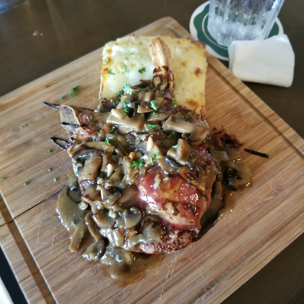 The Barn | restaurant | 30-09 21st St, Queens, NY 11102, USA | 7187280305 OR +1 718-728-0305