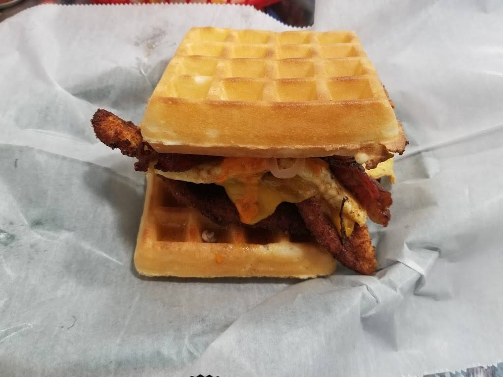 Action Burger | restaurant | 292 Graham Ave, Brooklyn, NY 11211, USA | 7185994376 OR +1 718-599-4376