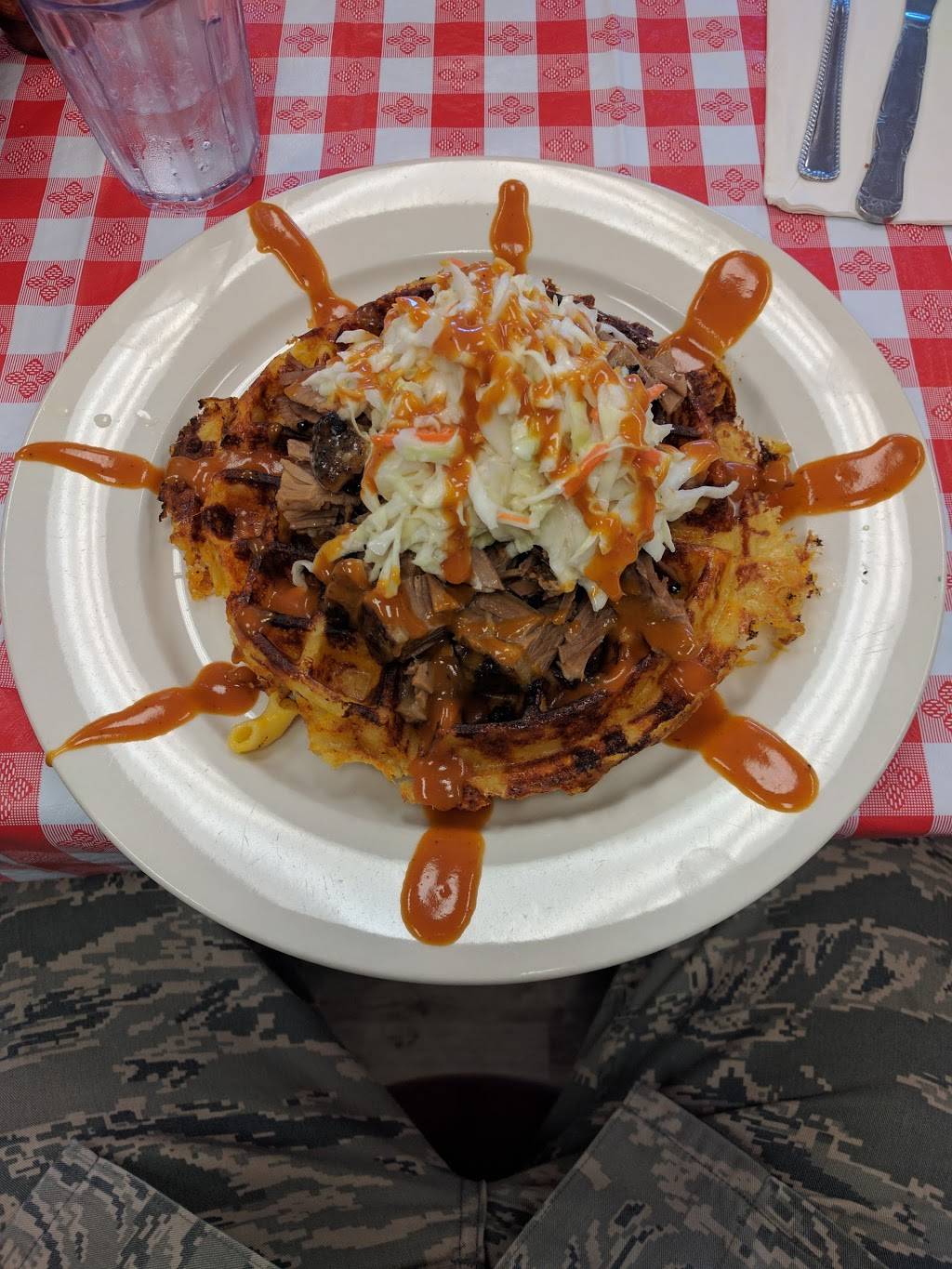 Ivanas | restaurant | 145 Windsor Hwy, New Windsor, NY 12553, USA | 8455618700 OR +1 845-561-8700