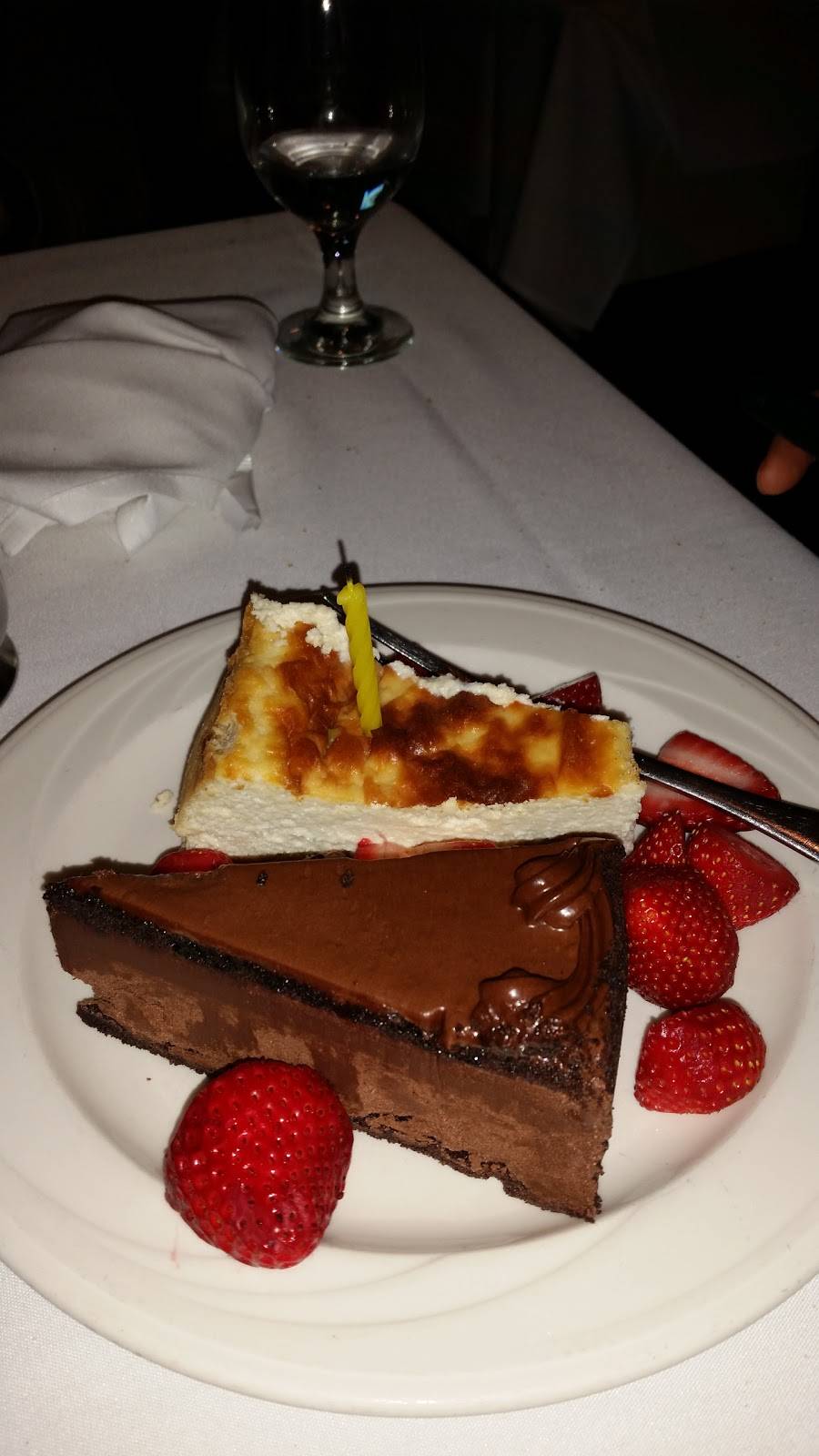 Giulio Cesare Ristorante | restaurant | 18 Ellison Ave, Westbury, NY 11590, USA | 5163342982 OR +1 516-334-2982