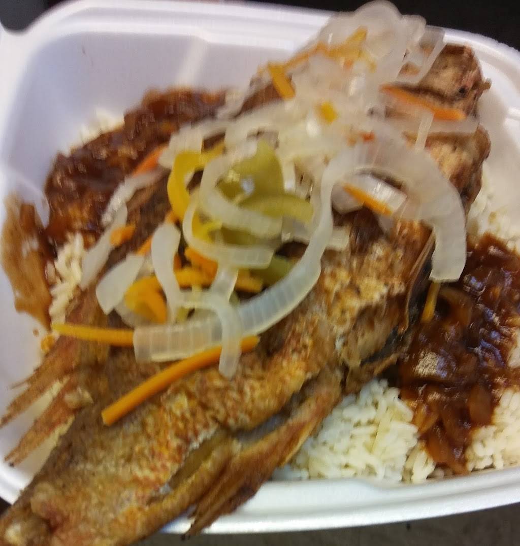 Soul Delishaus | restaurant | 617 S Marlyn Ave, Essex, MD 21221, USA | 4437212391 OR +1 443-721-2391