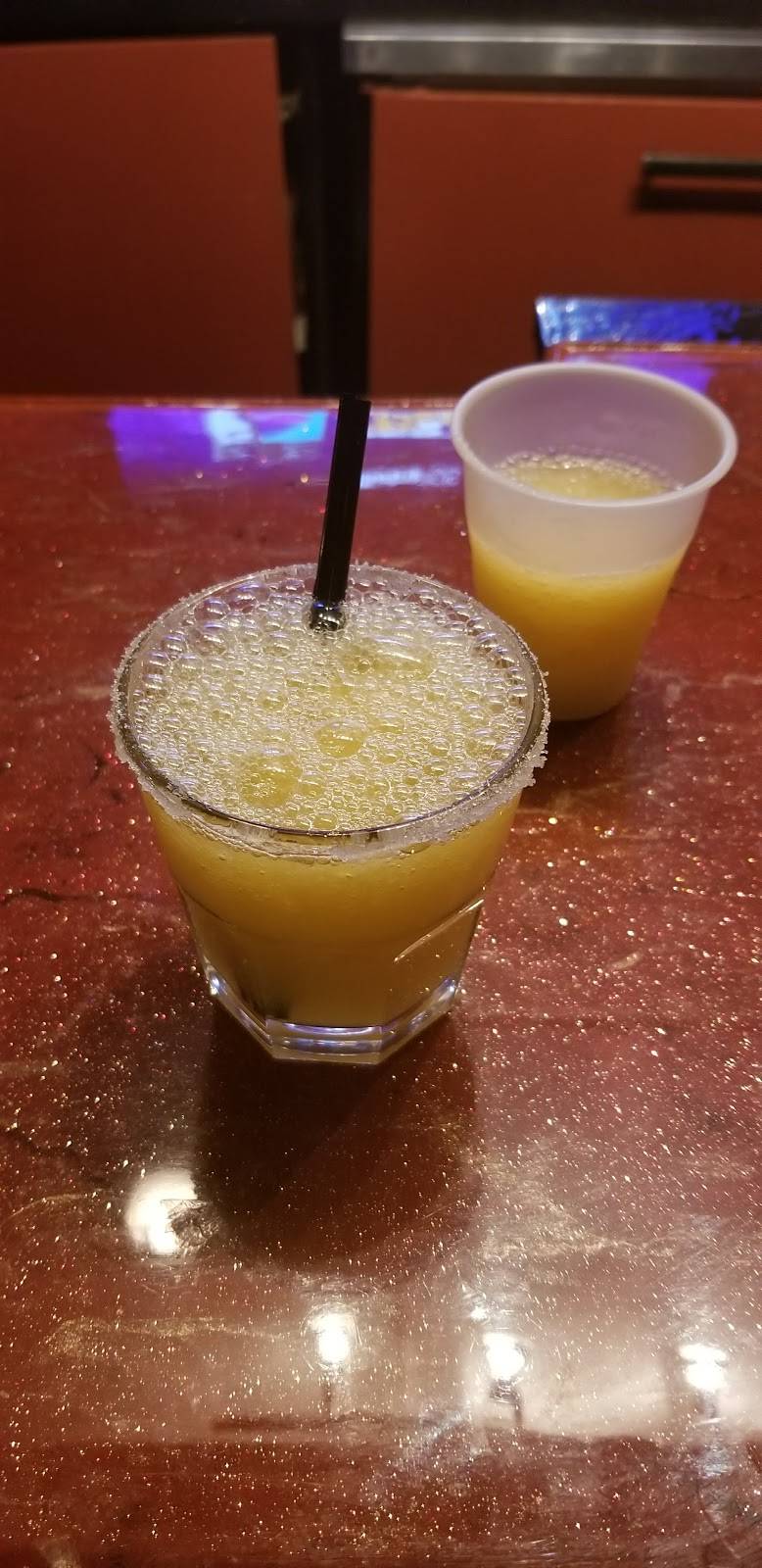 Choices Luxury Lounge | night club | 26159 Euclid Ave, Euclid, OH 44132, USA | 2162612211 OR +1 216-261-2211