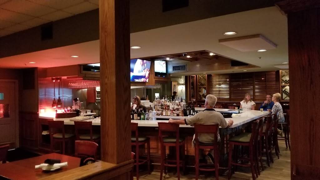 Bascoms Chop House | restaurant | 3665 Ulmerton Rd, Clearwater, FL 33762, USA | 7275733363 OR +1 727-573-3363