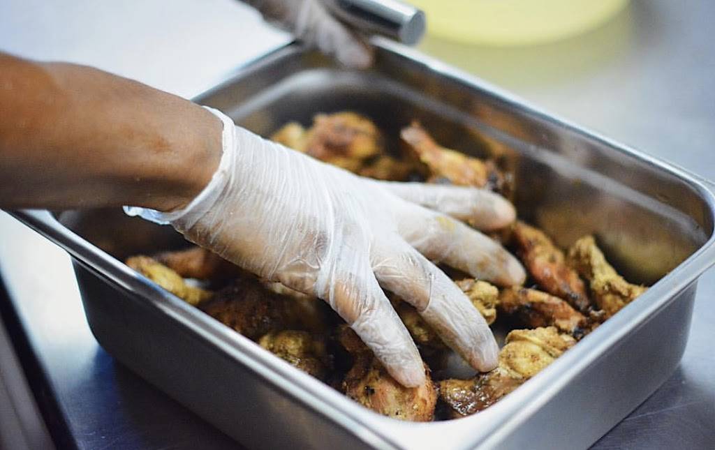 Lutfi’s Fried Fish | restaurant | 2527 N 72nd St, Omaha, NE 68134, USA | 5312156666 OR +1 531-215-6666