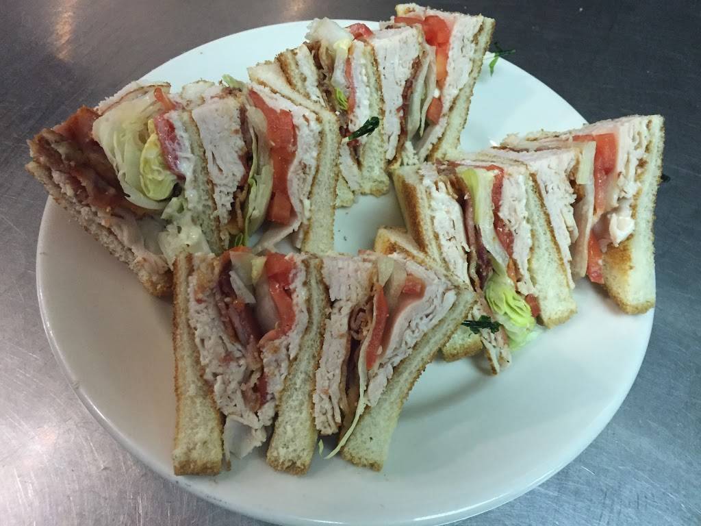 Franks Breakfast & Lunch | restaurant | 2433 South Columbus Blvd, on the, North Access Road, Philadelphia, PA 19148, USA | 2153398840 OR +1 215-339-8840