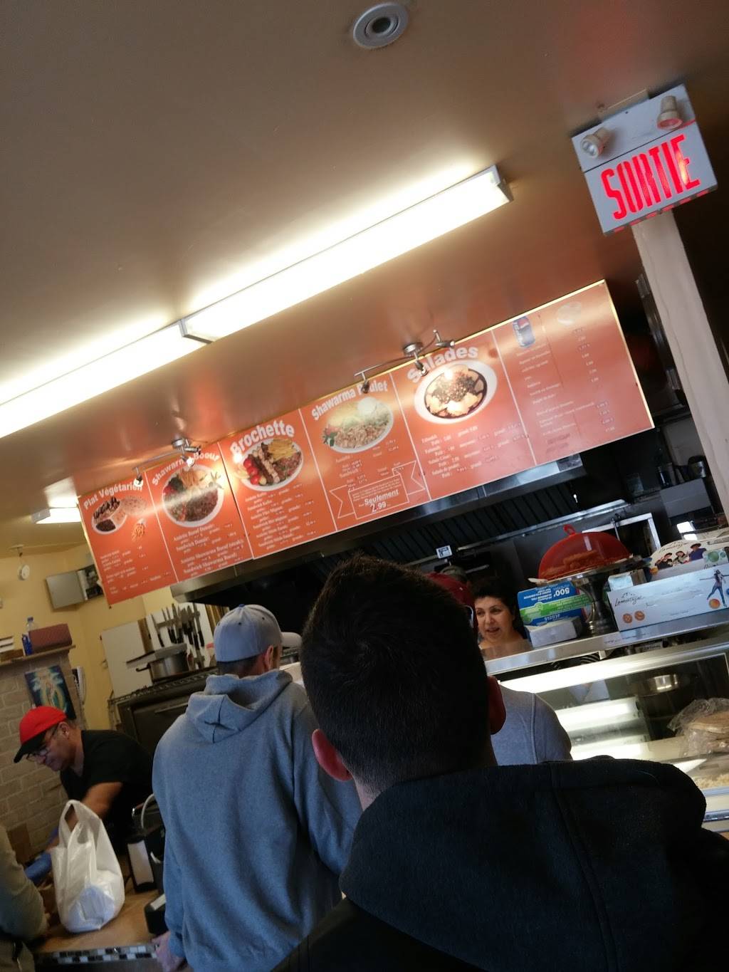 Shawarma & Pizza Chicco | restaurant | 1096 Chemin de Montréal O, Gatineau, QC J8M 2C1, Canada | 8196173434 OR +1 819-617-3434