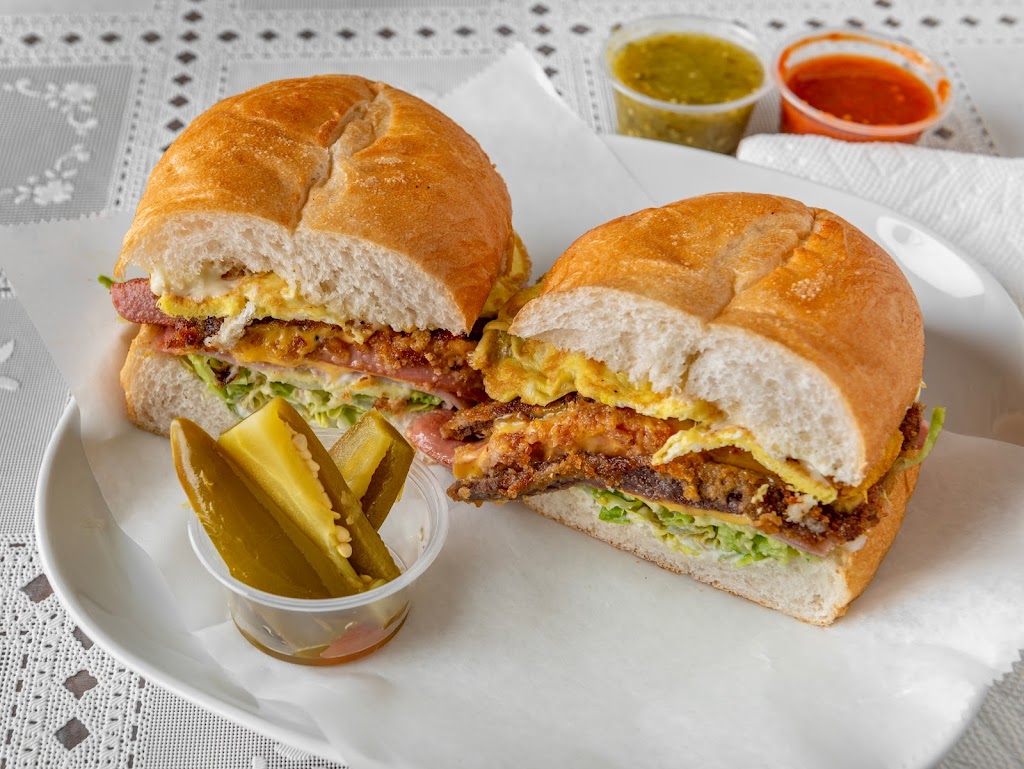 Javi Mexican Grill Restaurant | restaurant | 956 Roosevelt Rd, West Chicago, IL 60185, USA | 3318715128 OR +1 331-871-5128