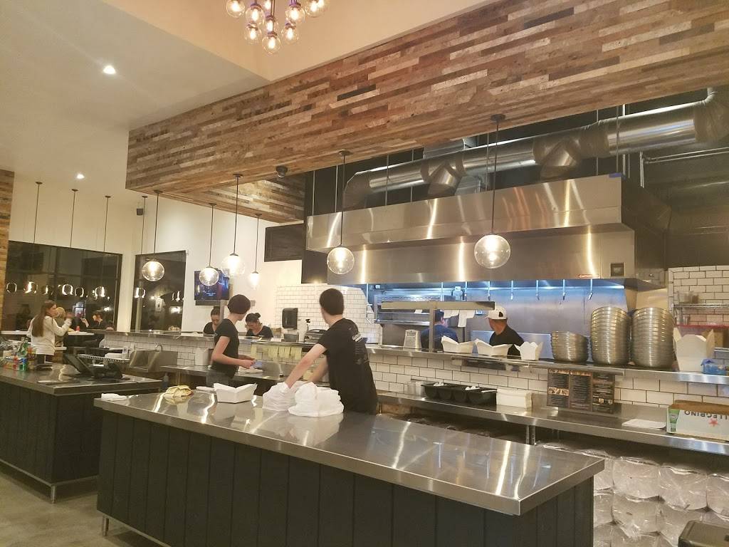 Guichos Eatery | restaurant | 901 Linden Ave, Carpinteria, CA 93013, USA | 8053341008 OR +1 805-334-1008