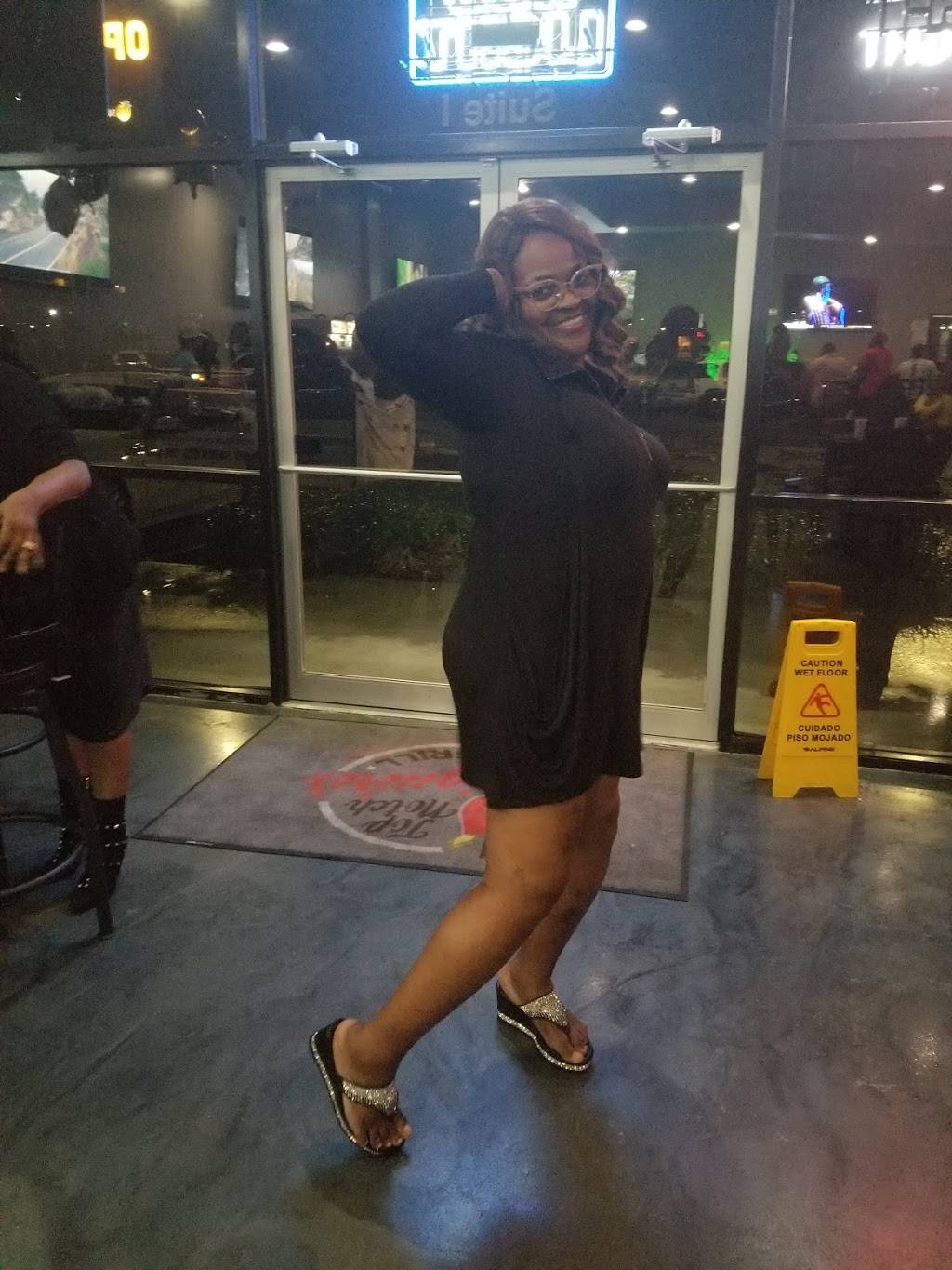 Top Notch Daiquiris and Grill | restaurant | 3005 W Cabelas Pkwy, Gonzales, LA 70737, USA | 2256473503 OR +1 225-647-3503