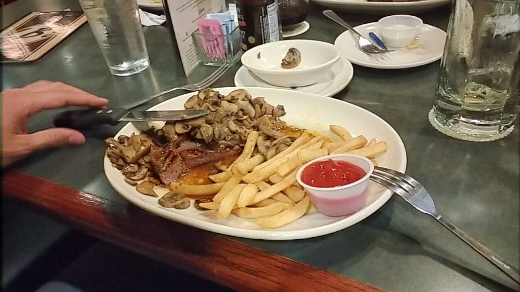 Legends of Shelbyville | restaurant | 1609 N Main St, Shelbyville, TN 37160, USA | 9316807473 OR +1 931-680-7473