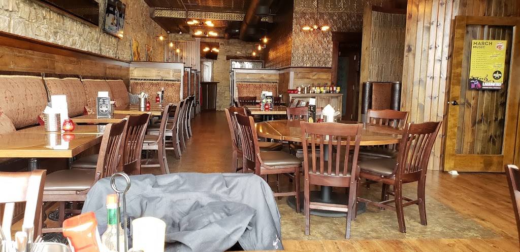 Ziggys Street Food & Live Music | restaurant | 302 2nd St, Hudson, WI 54016, USA | 7153869975 OR +1 715-386-9975