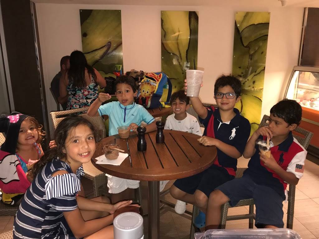 Fresh Restaurant | restaurant | 4441 Collins Ave [Poolside], Miami Beach, FL 33140, USA | 3056744720 OR +1 305-674-4720