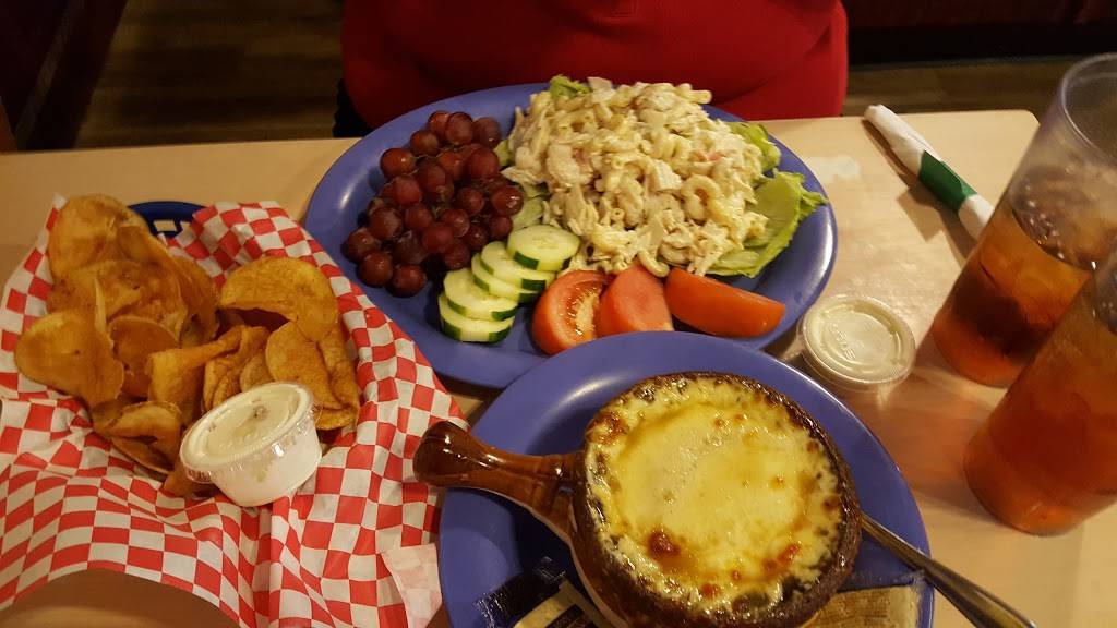 Jabbers Food Sports & Spirits | restaurant | 4365 Grissom Pkwy, Cocoa, FL 32926, USA | 3216384130 OR +1 321-638-4130