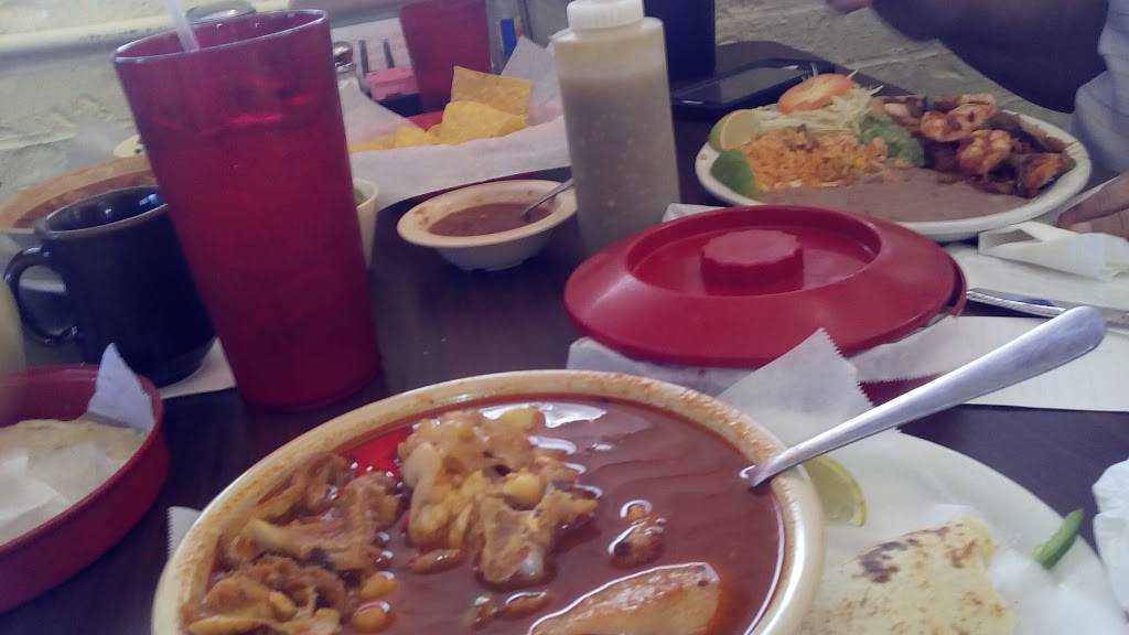 Agave Jalisco Mexican Restaurant | restaurant | 1501 Voss Ave, Odem, TX 78370, USA | 3613689070 OR +1 361-368-9070