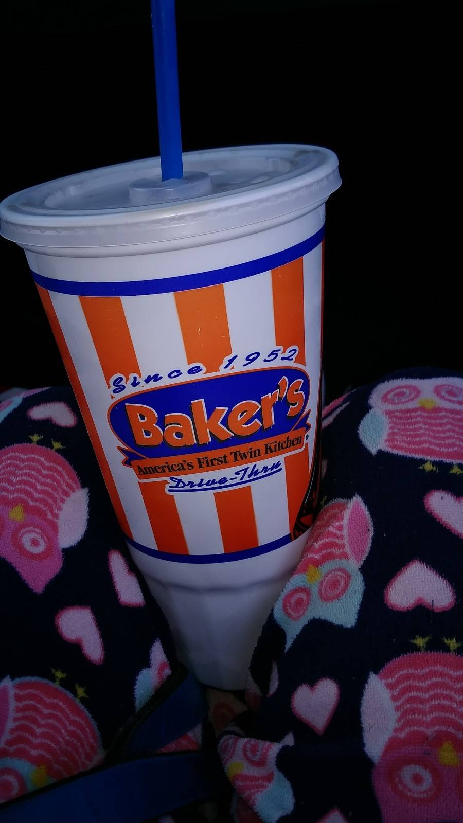 Bakers Drive | restaurant | 2221 Main St, Riverside, CA 92509, USA | 9098845233 OR +1 909-884-5233