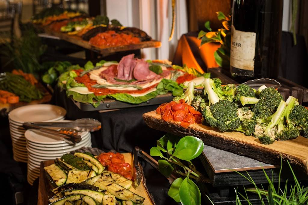 Miami Shores Country Club | restaurant | 10000 Biscayne Blvd, Miami Shores, FL 33138, USA | 3057952360 OR +1 305-795-2360