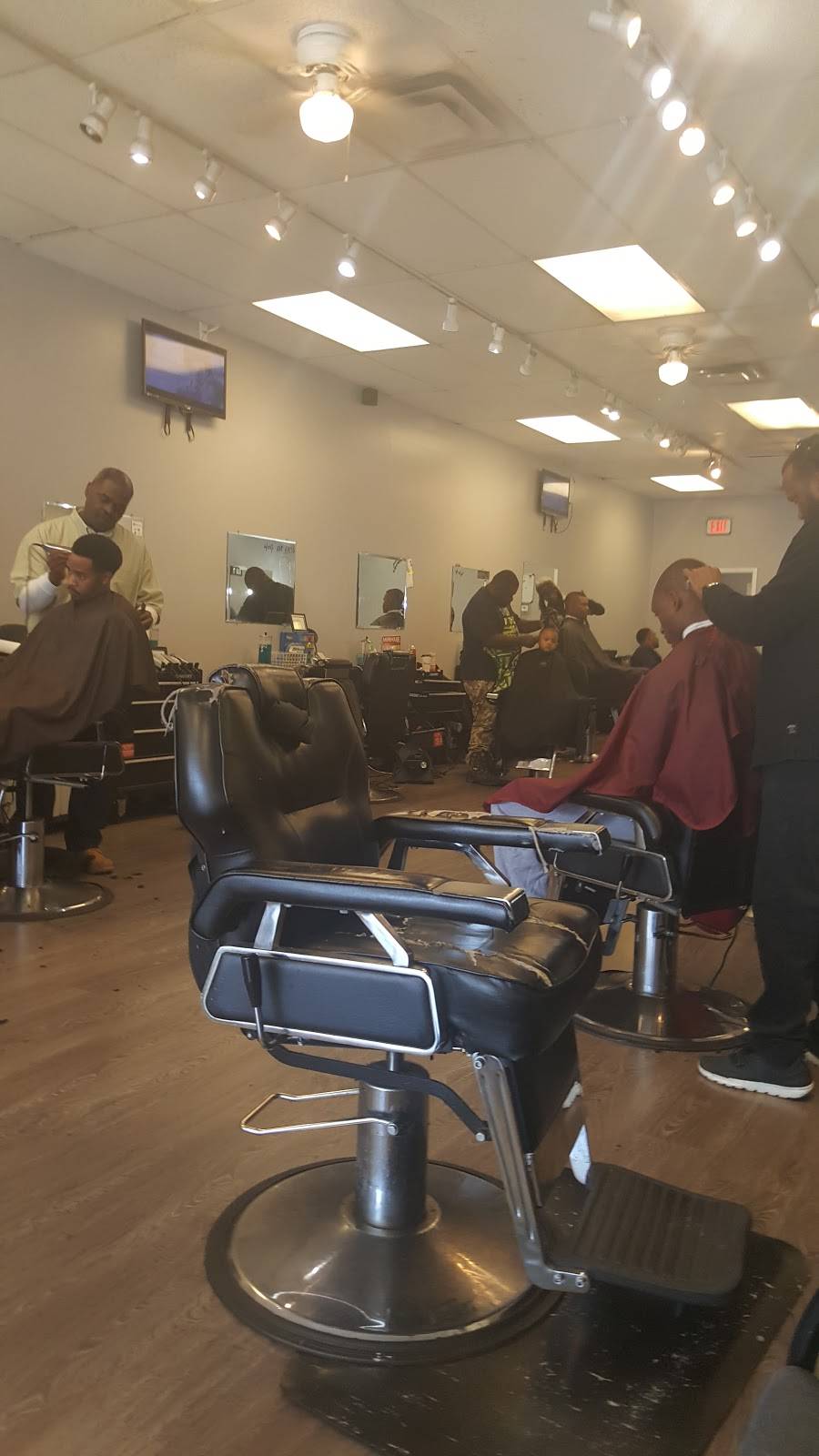 A&D Buffalos | restaurant | 6071 Old National Hwy, Atlanta, GA 30349, USA | 7709971133 OR +1 770-997-1133