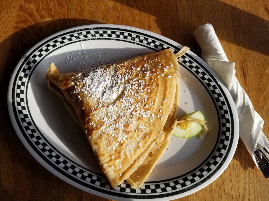 Mr. Crepe | meal takeaway | 51 Davis Square, Somerville, MA 02144, USA | 6176230661 OR +1 617-623-0661