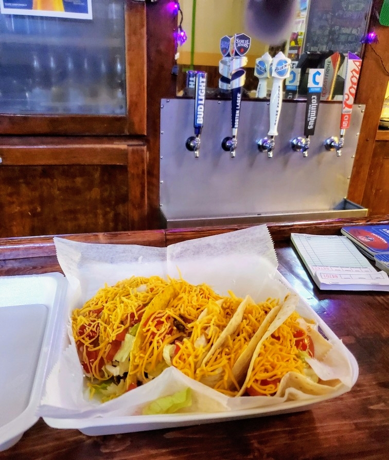 Rivers Edge Bar & Grille | restaurant | 120 Clinton St, Defiance, OH 43512, USA | 4197825121 OR +1 419-782-5121