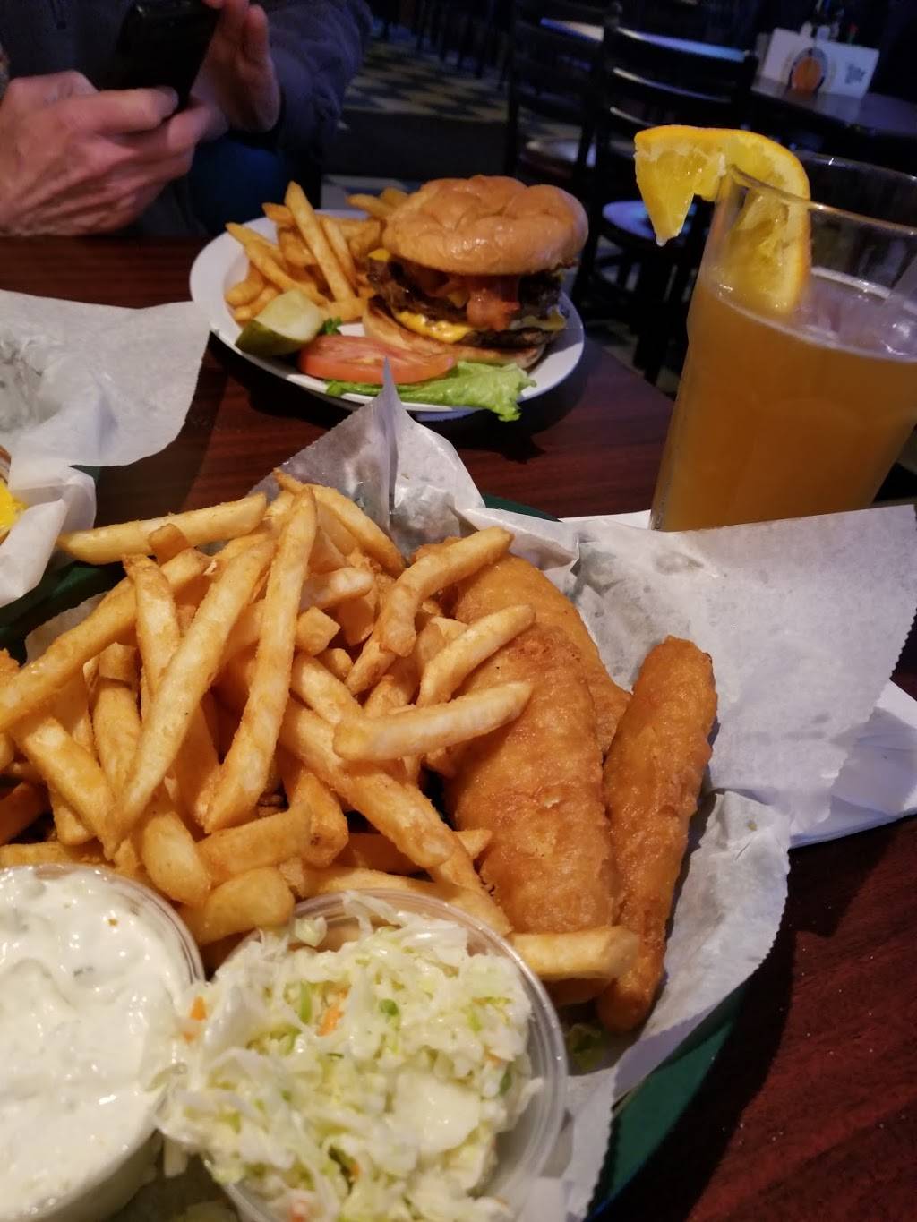 Canal Towpath Bar & Grill | restaurant | 5143 Canal Rd, Garfield Heights, OH 44125, USA | 2168832079 OR +1 216-883-2079