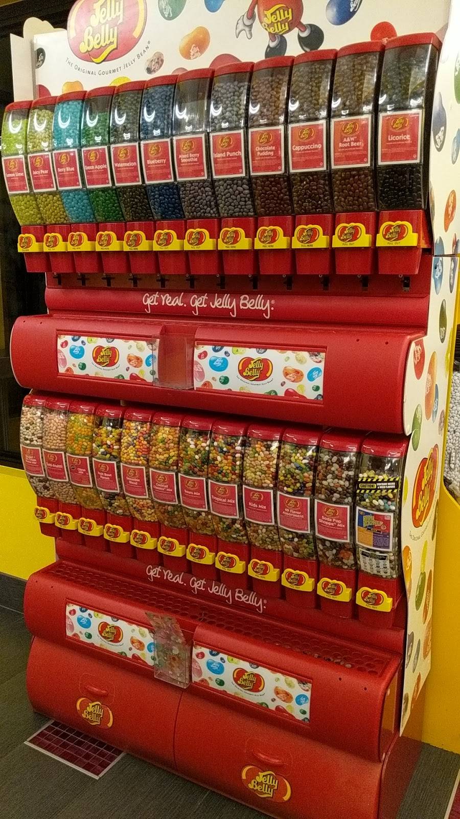 Euro Snack Inc | meal takeaway | 5001 Northstar Dr, Truckee, CA 96161, USA | 5305810600 OR +1 530-581-0600