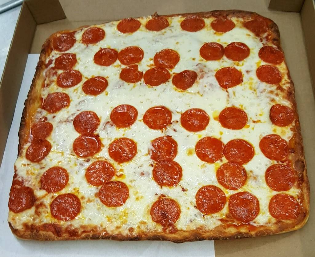 Good Fellas Dulles | restaurant | 23520 Overland Dr suite 108, Sterling, VA 20166, USA | 7036652216 OR +1 703-665-2216